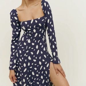 Reformation Blue White Long Sleeved Sigmund Midi Dress in Splatter size 2
